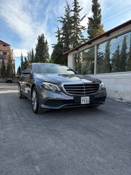مرسيدس E300 2018 - صورة 2