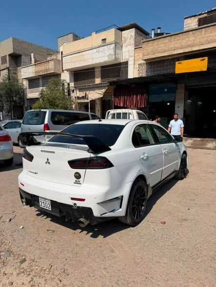 ميتسوبيشي لانسر 2016 - صورة 5