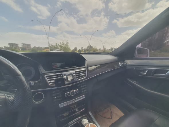 مرسيدس E220 2014 - صورة 3