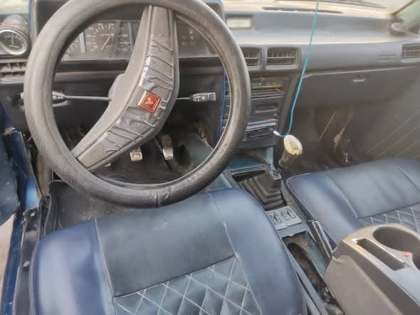 ميتسوبيشي لانسر 1983 - صورة 3