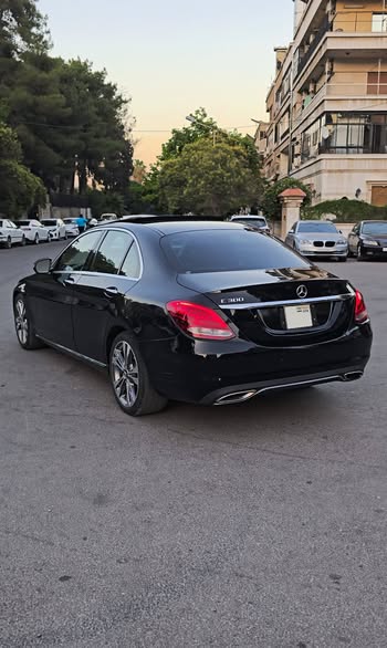 مرسيدس C300 2016 - صورة 2