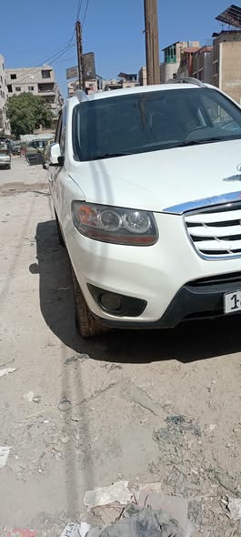 هونداي سنتافيه 2011 - صورة 3