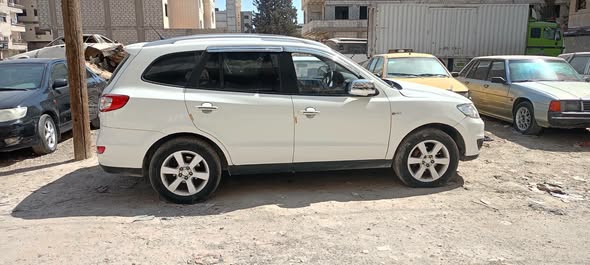 هونداي سنتافيه 2011 - صورة 5