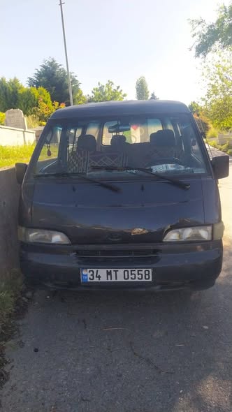 هيونداي اتش 100 1994 - صورة 1