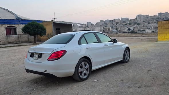 مرسيدس بنز C200 2016 - صورة 2