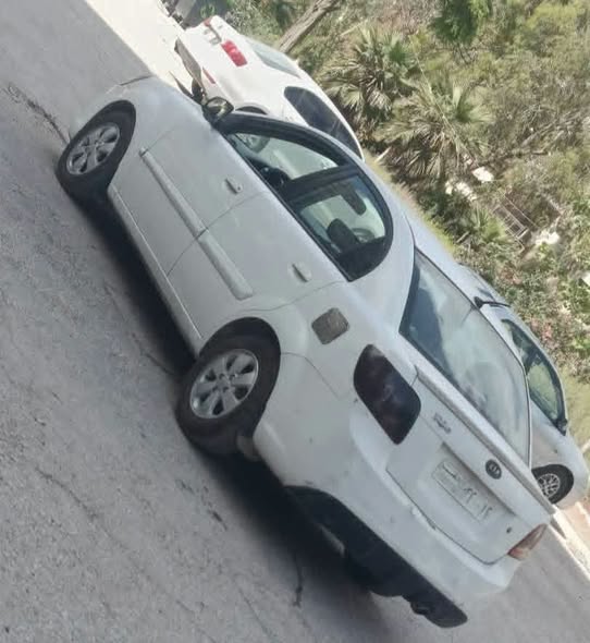 كيا ريو 2011 - صورة 2