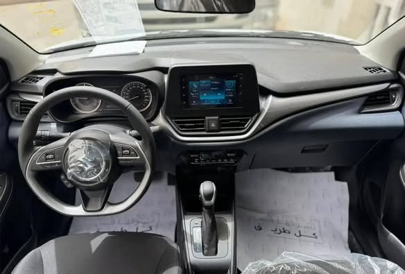 سوزوكي بالينو 2025 - صورة 1