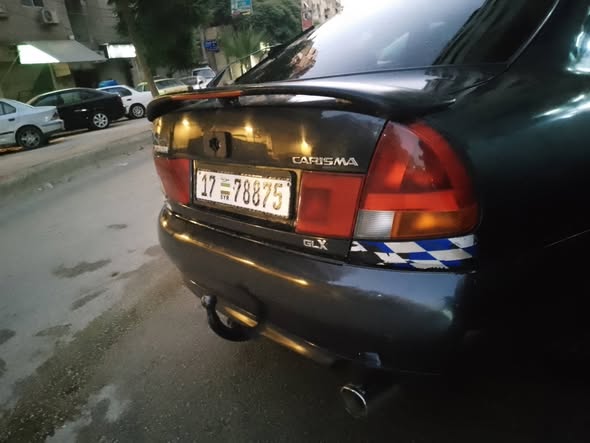 ميتسوبيشي لانسر 1997 - صورة 5
