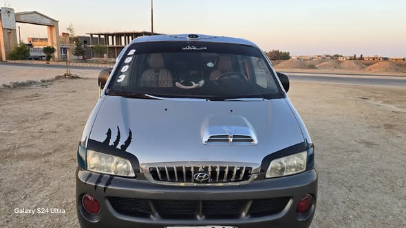 هيونداي H-1 2002 - صورة 2