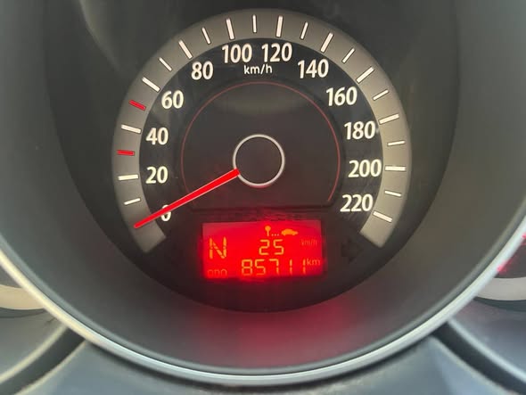 كيا فورتي 2010 - صورة 4