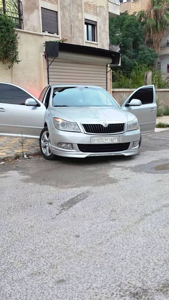 سكودا اوكتافيا 2012 - صورة 1