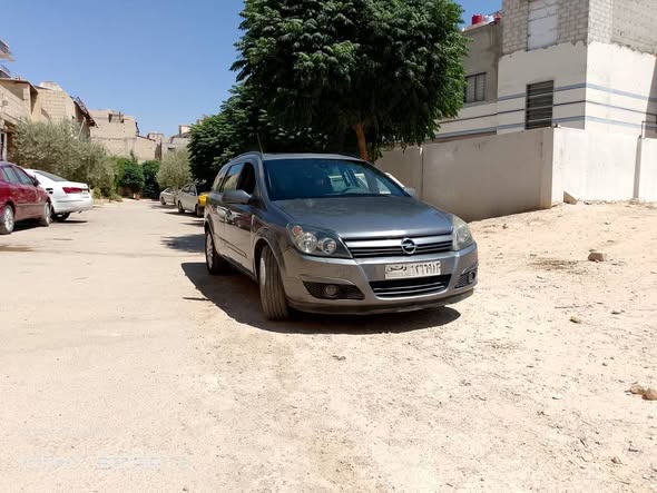 اوبل استرا 2006 - صورة 1
