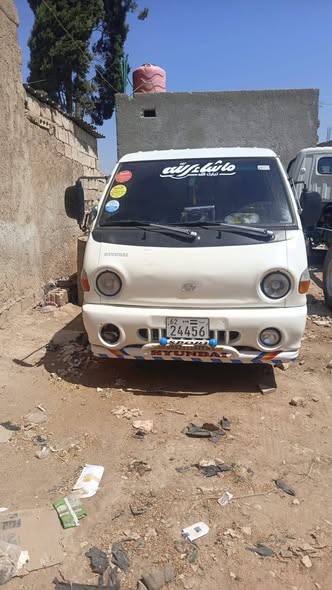 هونداي H-100 2001 - صورة 2