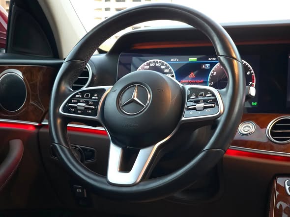 مرسيدس E350 2019 - صورة 3