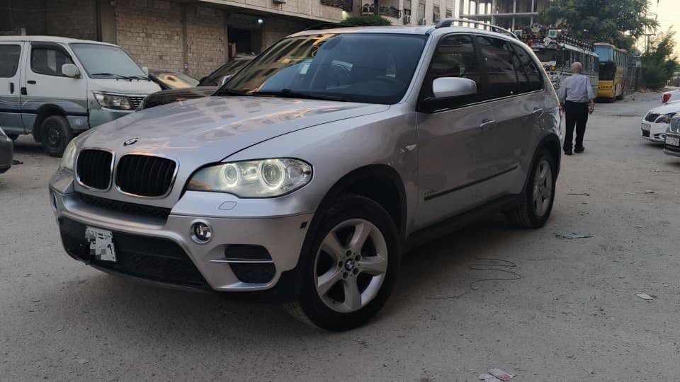بي إم دبليو اكس 5 2012