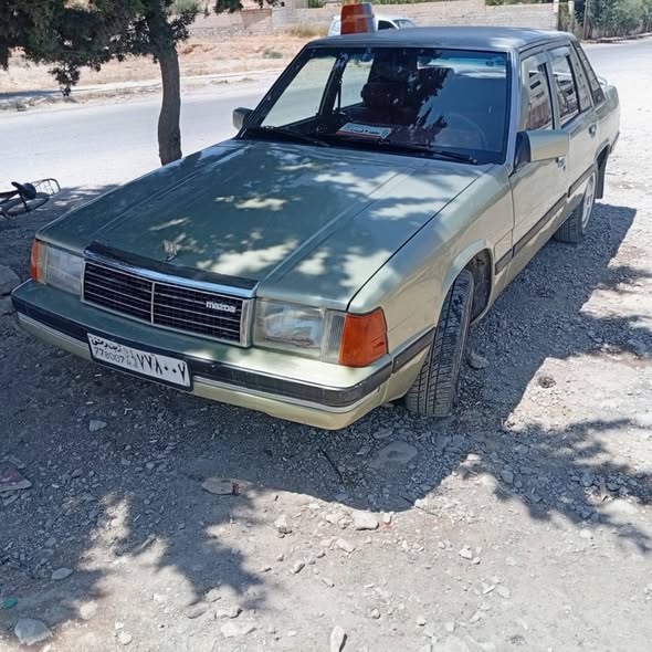 مازدا 929 1983 - صورة 5
