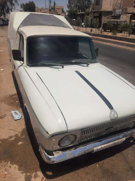 ايج 200 1993 - صورة 1