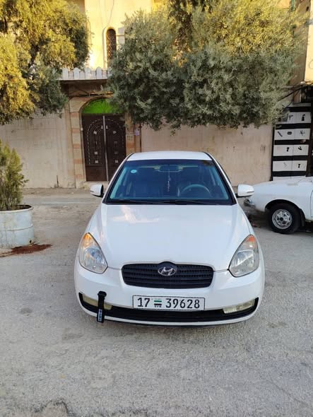 هيونداي فيرنا 2011 - صورة 1