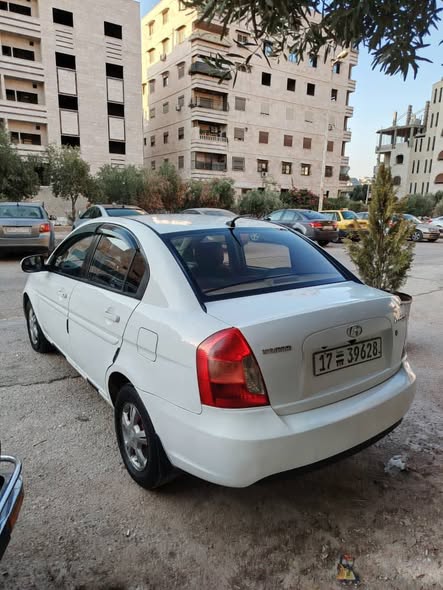 هيونداي فيرنا 2011 - صورة 2