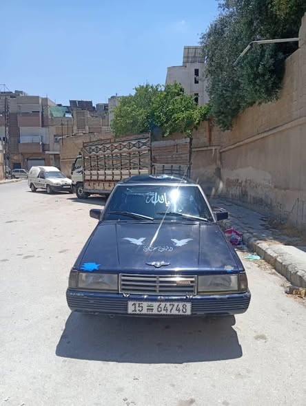 ماذدا 929 1990 - صورة 1