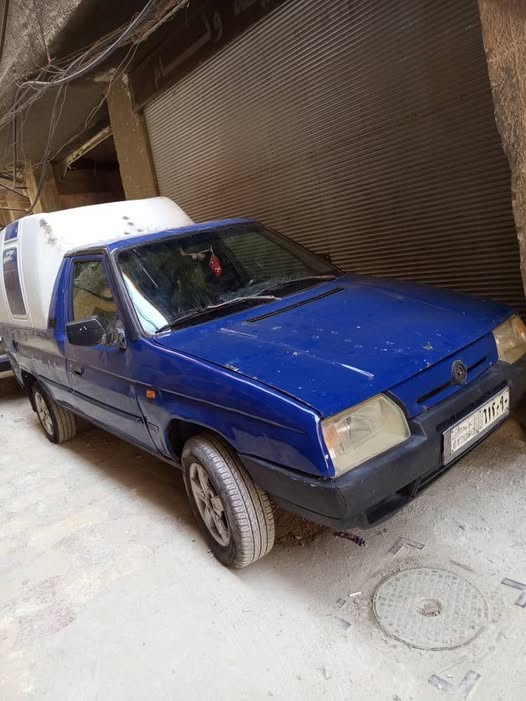 سكودا بيك أب 1995