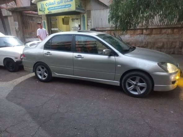 ميتسوبيشي لانسر 2007 - صورة 1