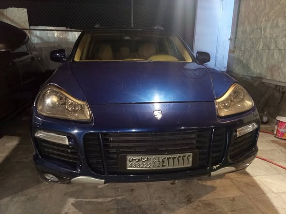 بورش كايين 2010 - صورة 1