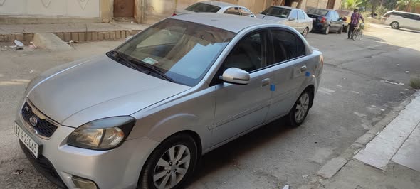 كيا ريو 2011 - صورة 1