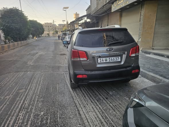 كيا سورينتو 2010 - صورة 3