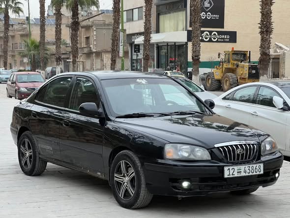 هيونداي افانتي 2006 - صورة 2