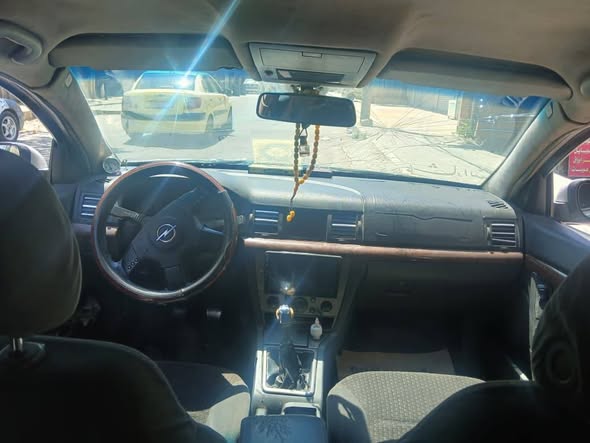 اوبل فيكترا 2002 - صورة 1
