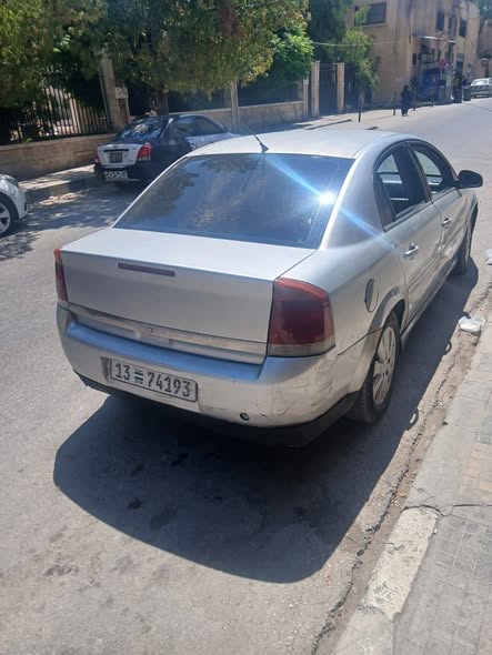 اوبل فيكترا 2002 - صورة 2