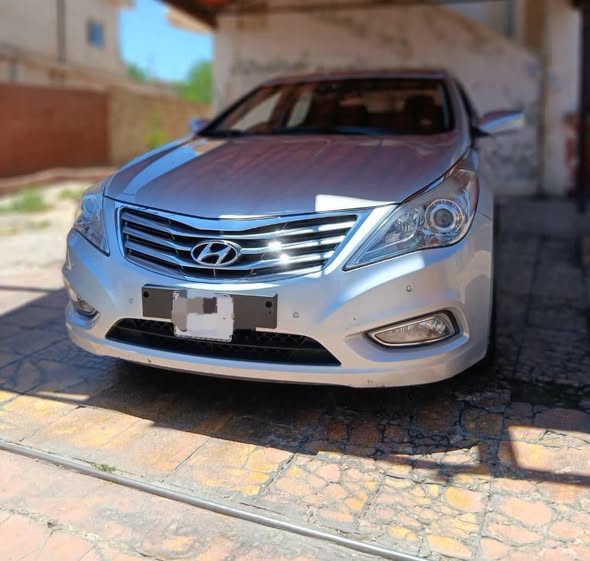 هيونداي أزيرا 2012 - صورة 1