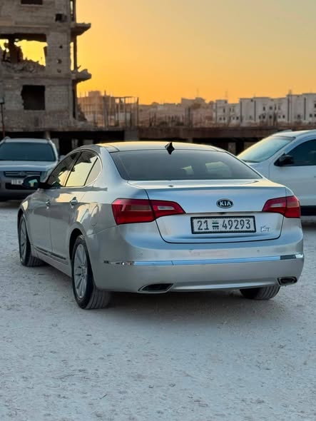كيا K7 2010 - صورة 1