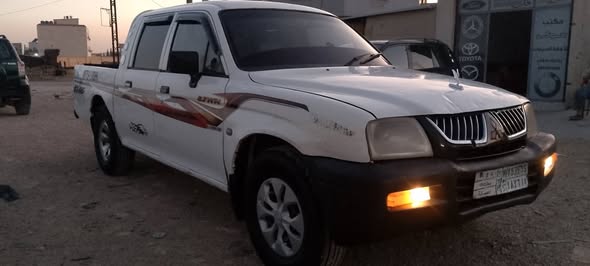 ميتسوبيشي بيكاب 2006 - صورة 2