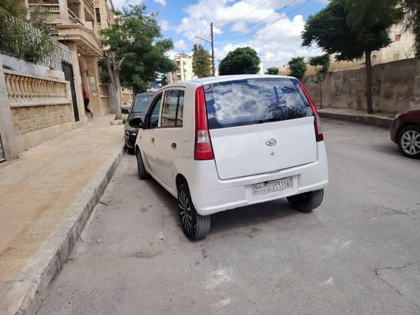 ديهاتسو شارات 2003 - صورة 2