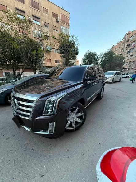 كاديلاك اسكاليد 2015 - صورة 3