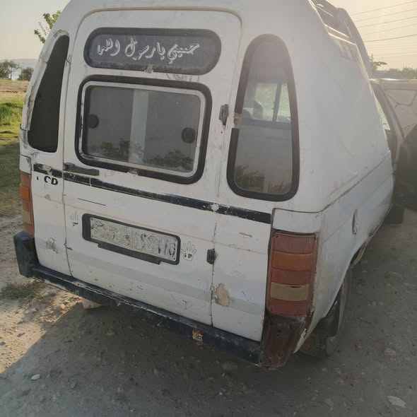 سكودا بيك أب 1995 - صورة 4