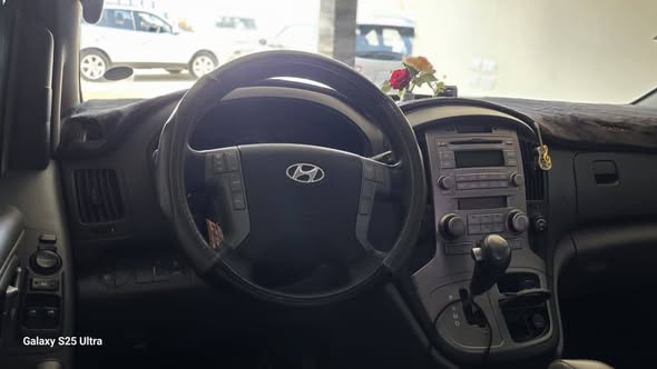 هيونداي H-1 2012 - صورة 3