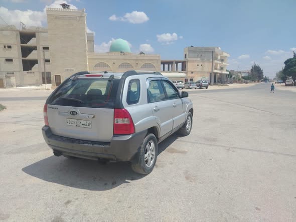 كيا سبورتاج 2005 - صورة 2