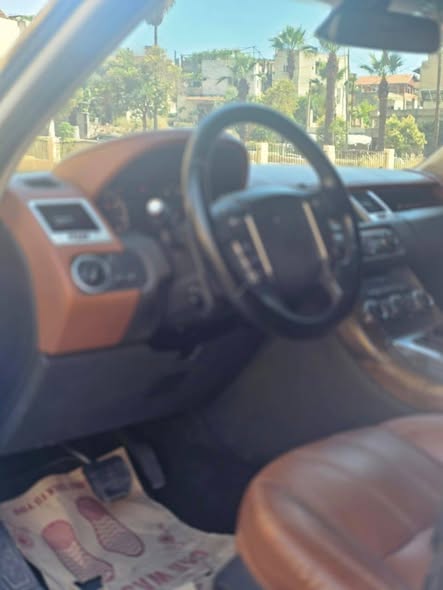 رنج روفر سبورت 2012 - صورة 4