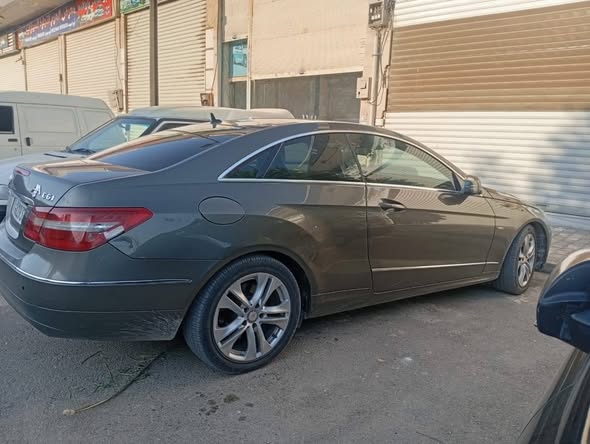 مرسيدس E250 2012 - صورة 2