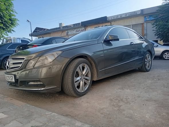 مرسيدس E250 2012 - صورة 5
