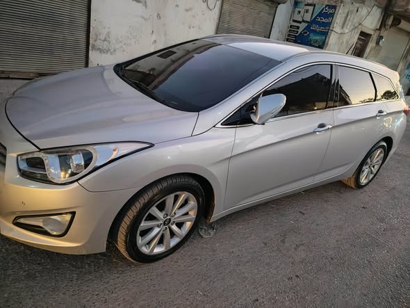 هيونداي i40 2012 - صورة 2