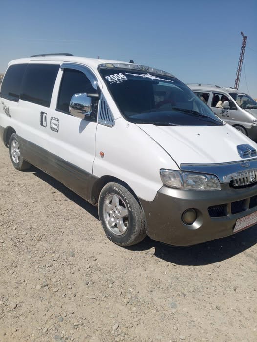 هيونداي اتش-1 2000