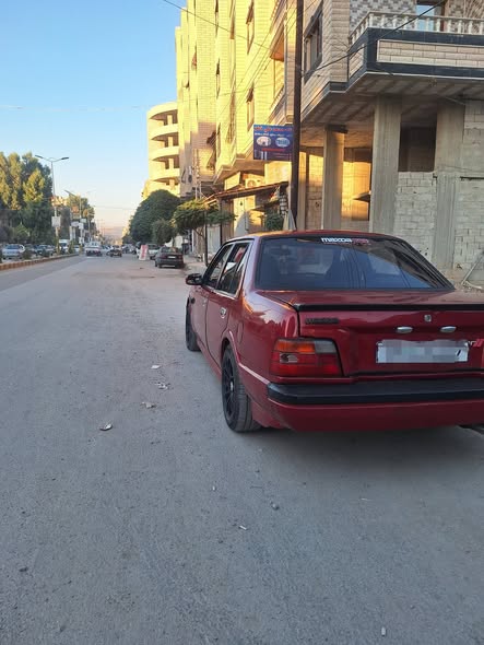 مازدا 626 1994 - صورة 1