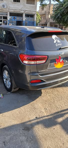 كيا سورينتو 2016 - صورة 4