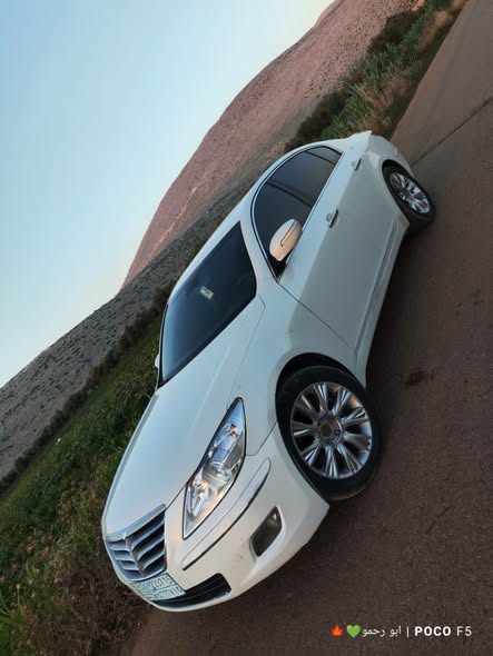 جينيسيس جينيسيس 2009 - صورة 4