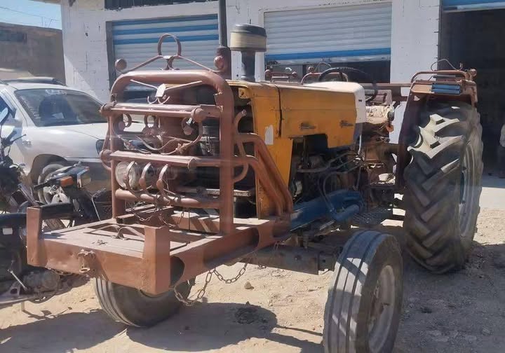 يونيفرسال 445 2010