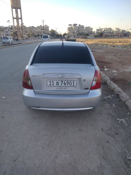 هيونداي فيرنا 2007 - صورة 1